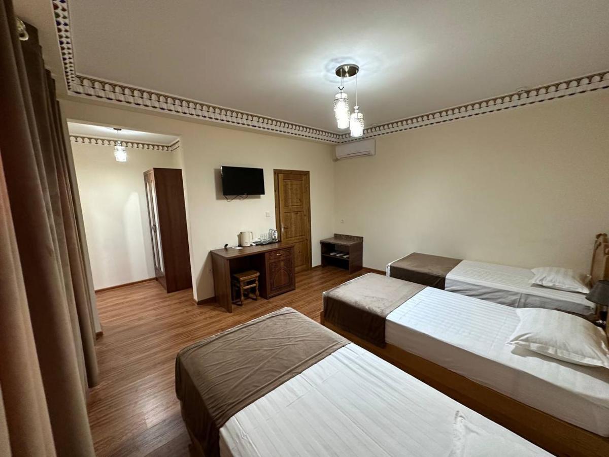 Antique Hotel Imran Bukhara Exterior photo