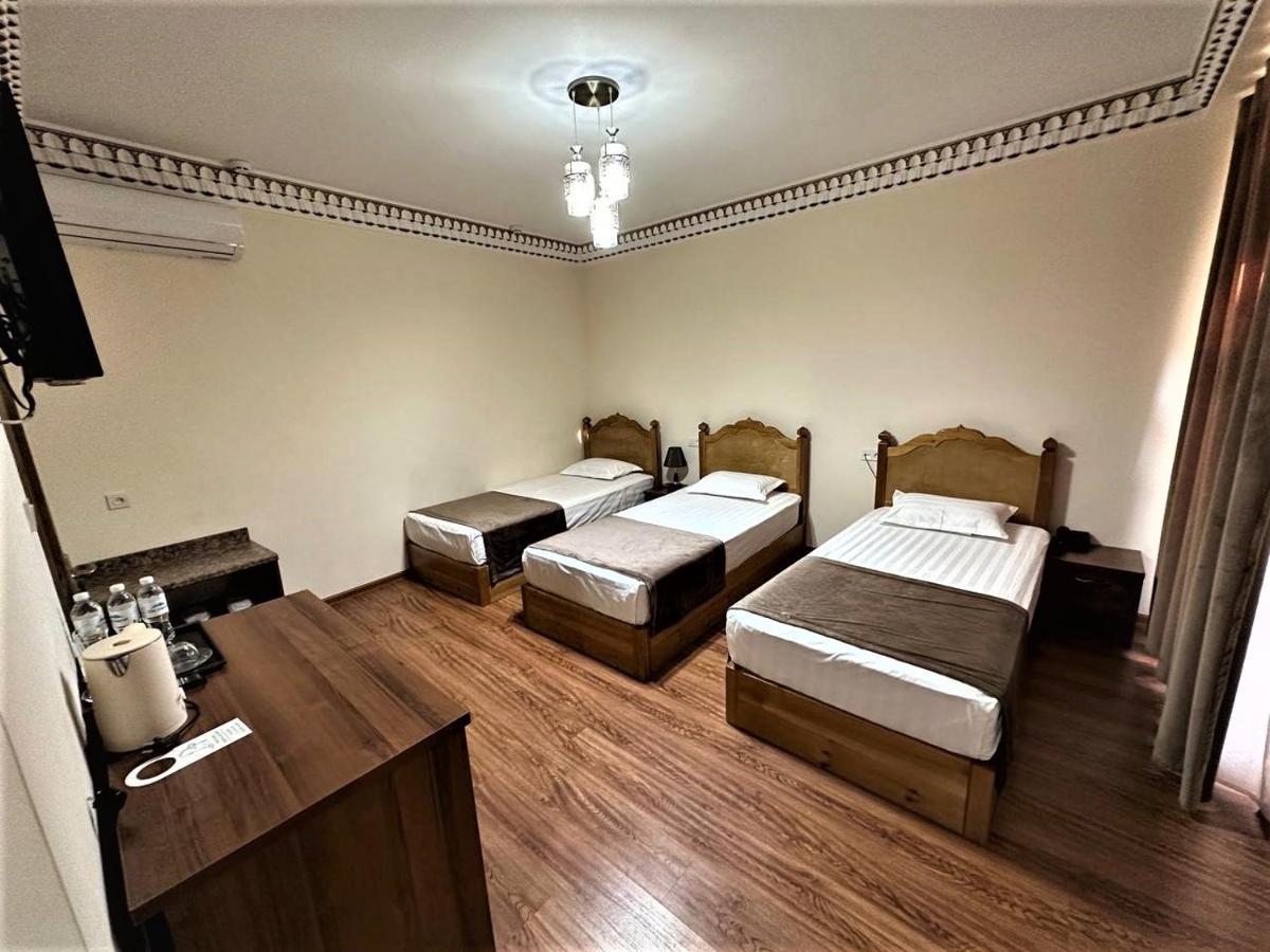 Antique Hotel Imran Bukhara Exterior photo